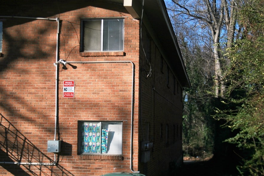 More Photos Of 494 Walker Ave, Memphis Apartments For Sale