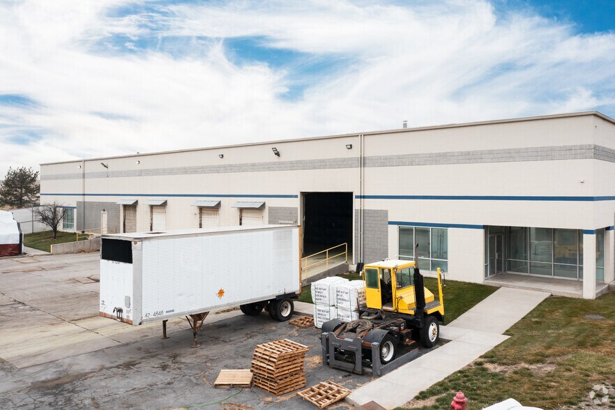 More Photos Of 1855 S Fremont Dr, Salt Lake City Warehouse For Lease