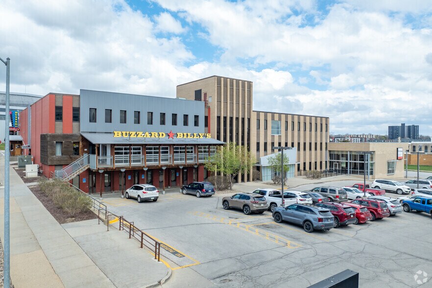 More Photos Of 615 3rd St, Des Moines Office For Sale