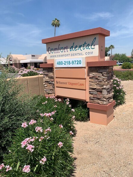 More Photos Of 407 N Lindsay Dr, Mesa Freestanding For Lease