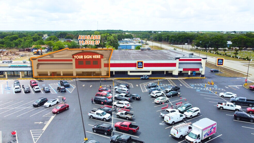 Primary Photo Of 1101-1133 US Highway 17 S, Wauchula Supermarket For Lease