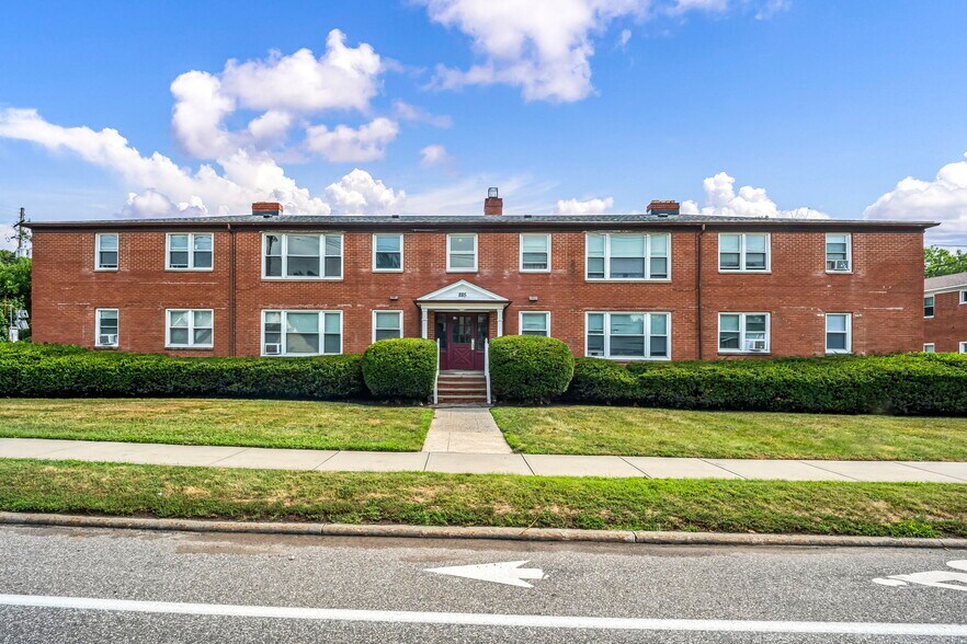 More Photos Of 885 S Green Rd, Cleveland Apartments For Sale