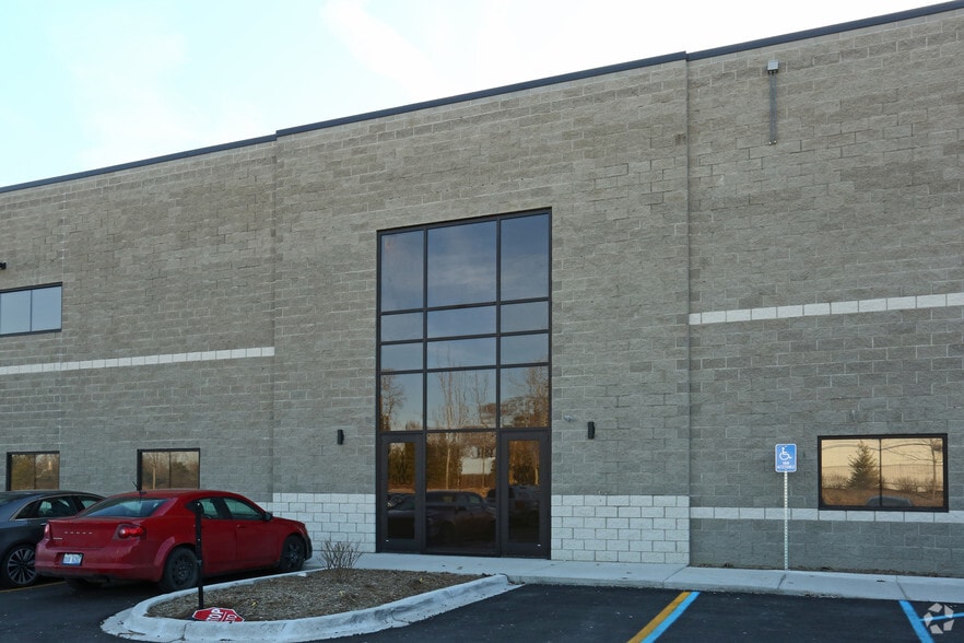 More Photos Of 11457 Hannan Rd, Romulus Warehouse For Lease