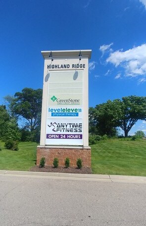 More Photos Of 1000 W Highland Rd, Howell Unknown For Lease
