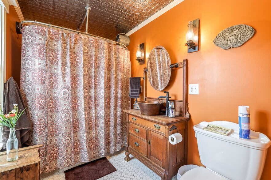 More Photos Of 1 Old Manchester Rd, Raymond Multifamily For Sale