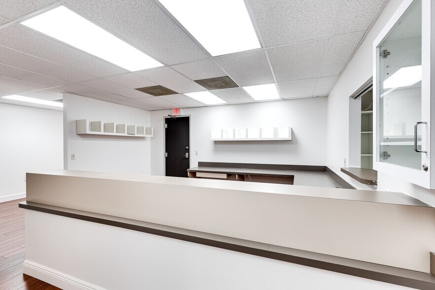 More Photos Of 7421 N University Dr, Tamarac Medical For Sale