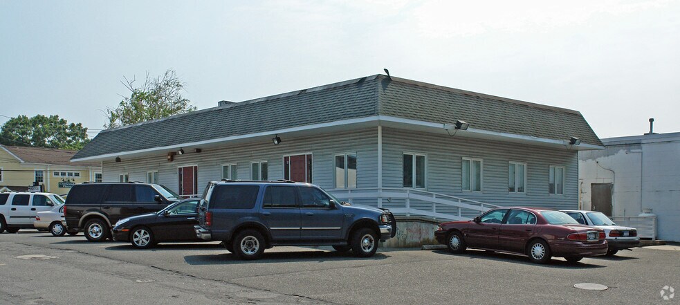 More Photos Of 911 Montauk Hwy, Shirley Office For Lease