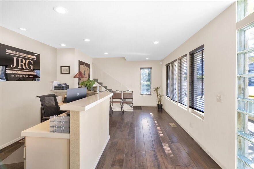 More Photos Of 270 El Dorado St, Monterey Medical For Lease