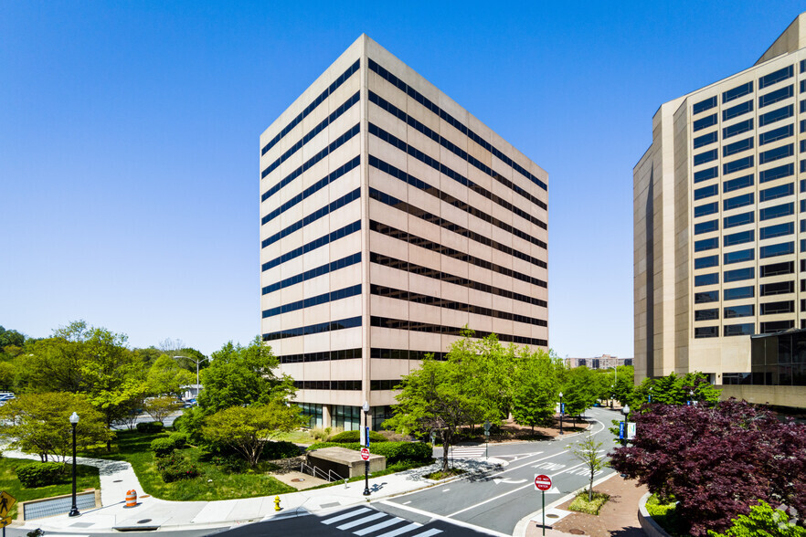 Primary Photo Of 2711 Richmond Hwy, Arlington Office For Lease