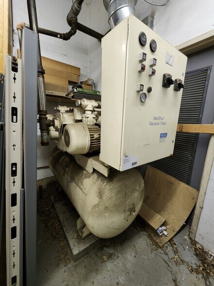 More Photos Of 991 Nut Tree Rd, Vacaville Medical For Sale