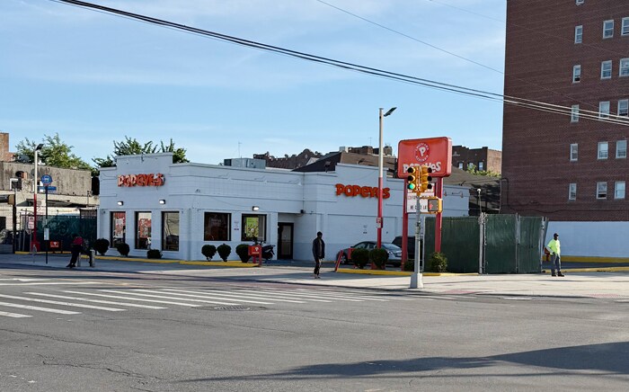 Primary Photo Of 736 Linden Blvd, Brooklyn Freestanding For Lease