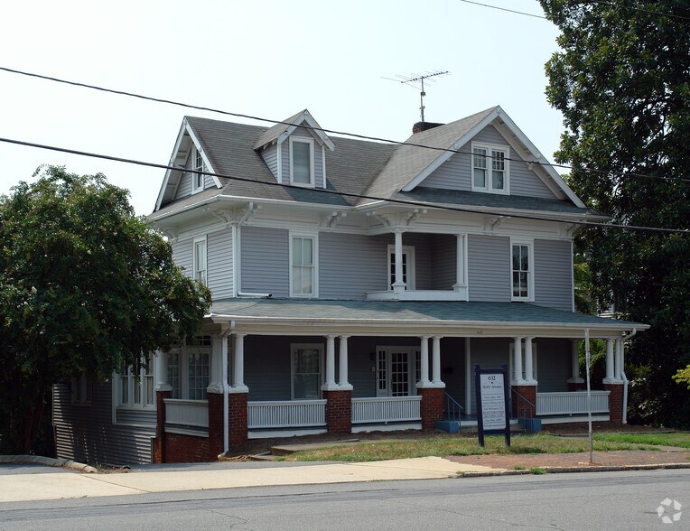 Primary Photo Of 632 Holly Ave, Winston-Salem Office For Lease