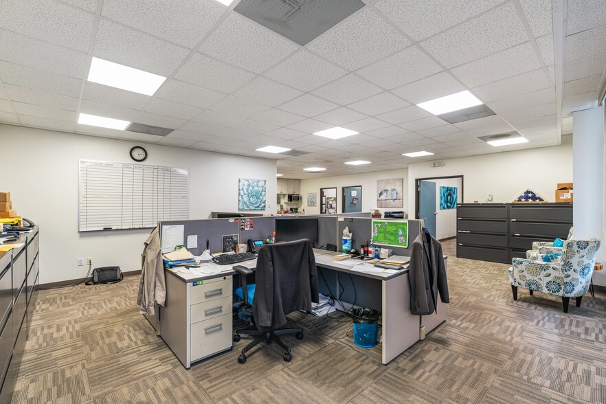 More Photos Of 578-580 E San Bernardino Rd, Covina Loft Creative Space For Sale