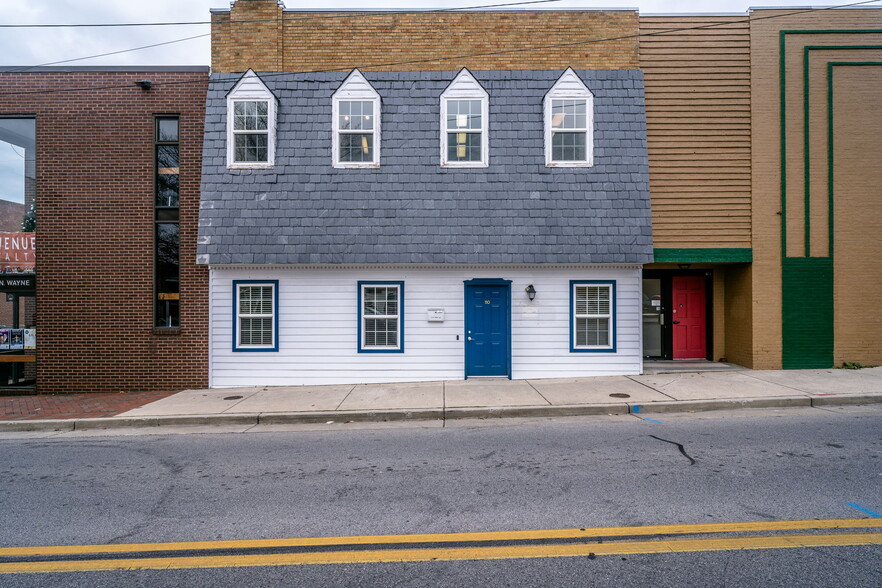 Primary Photo Of 110 N Wayne Ave, Waynesboro Office For Sale