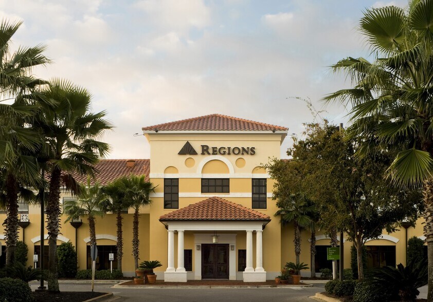 More Photos Of 655-755 Grand Blvd, Destin Unknown For Lease