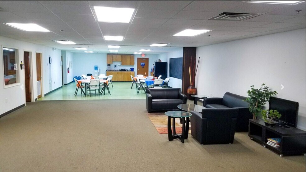 More Photos Of 13183-13201 Rachael Blvd, Alachua Warehouse For Sale