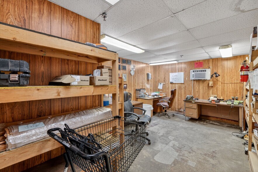 More Photos Of 722 Duck Lake Rd, Lady Lake Industrial For Sale