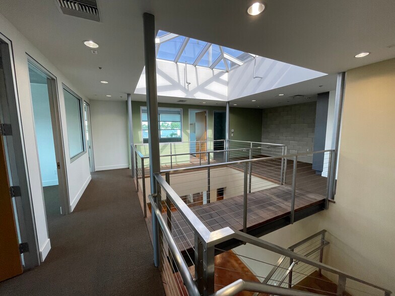 More Photos Of 13806 S Inglewood Ave, Hawthorne Loft Creative Space For Sale