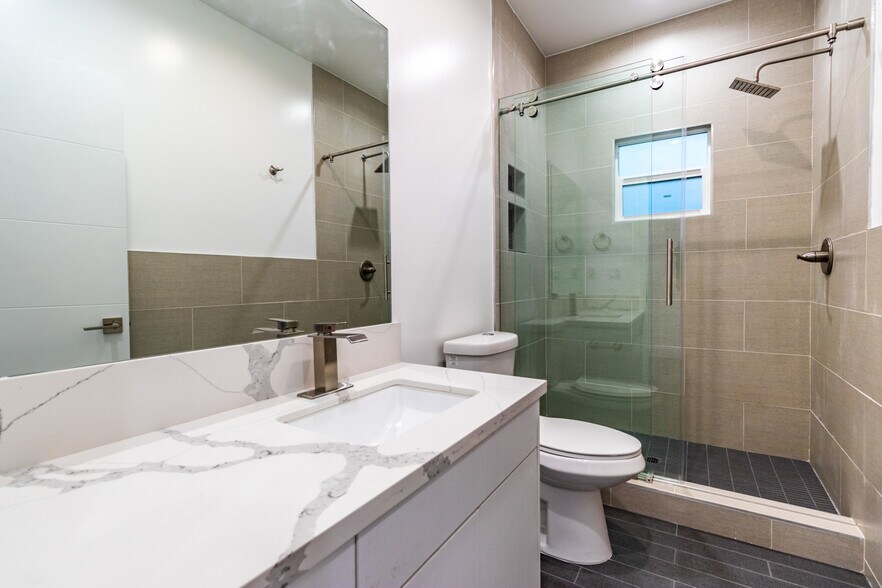 More Photos Of 2150-2154 S West View St, Los Angeles Apartments For Sale