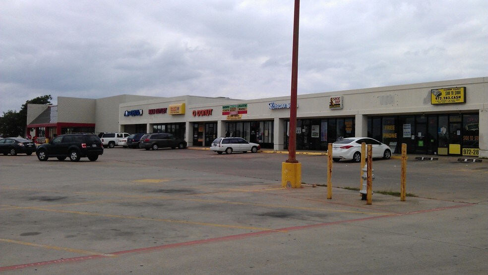 Primary Photo Of 311-417 E Camp Wisdom Rd, Duncanville General Retail For Sale