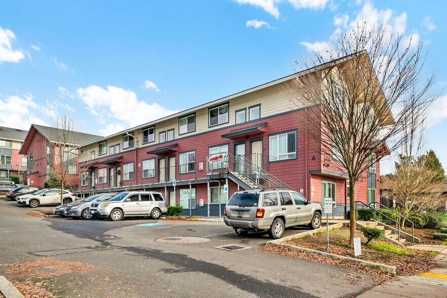 More Photos Of 5750 NE 34th St, Vancouver Apartments For Sale