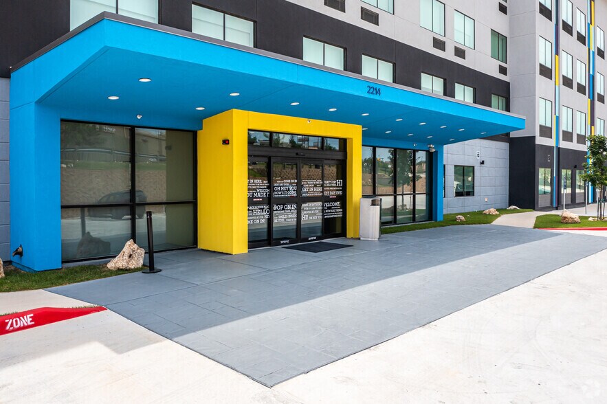 More Photos Of 2214 TPC Pky, San Antonio Hospitality For Sale