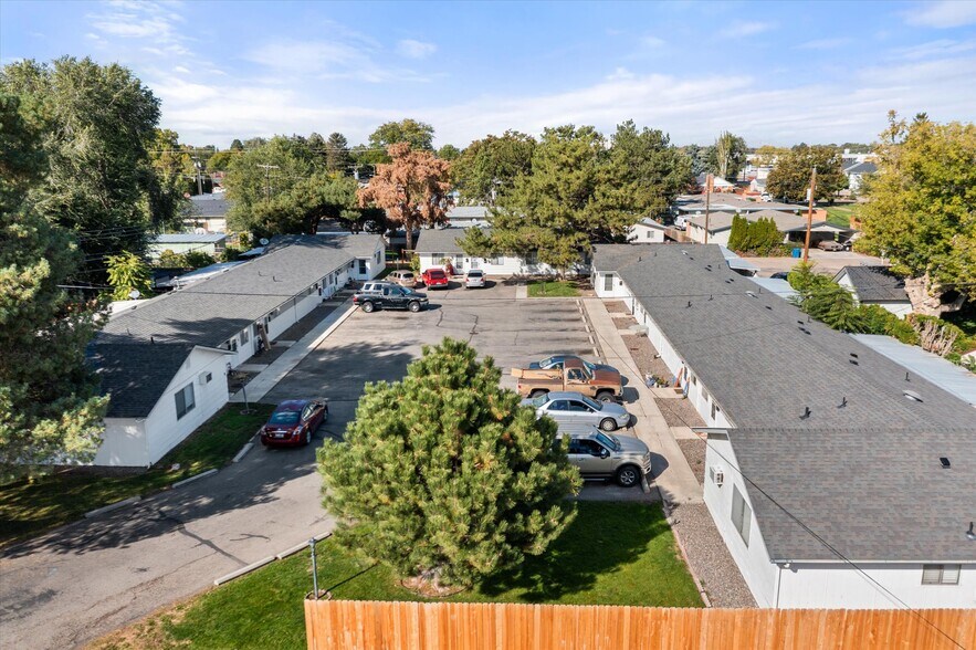More Photos Of 144 Smith Ave, Nampa Apartments For Sale