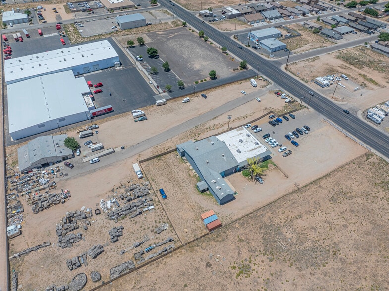 More Photos Of 2630 Airway Ave, Kingman Warehouse For Sale