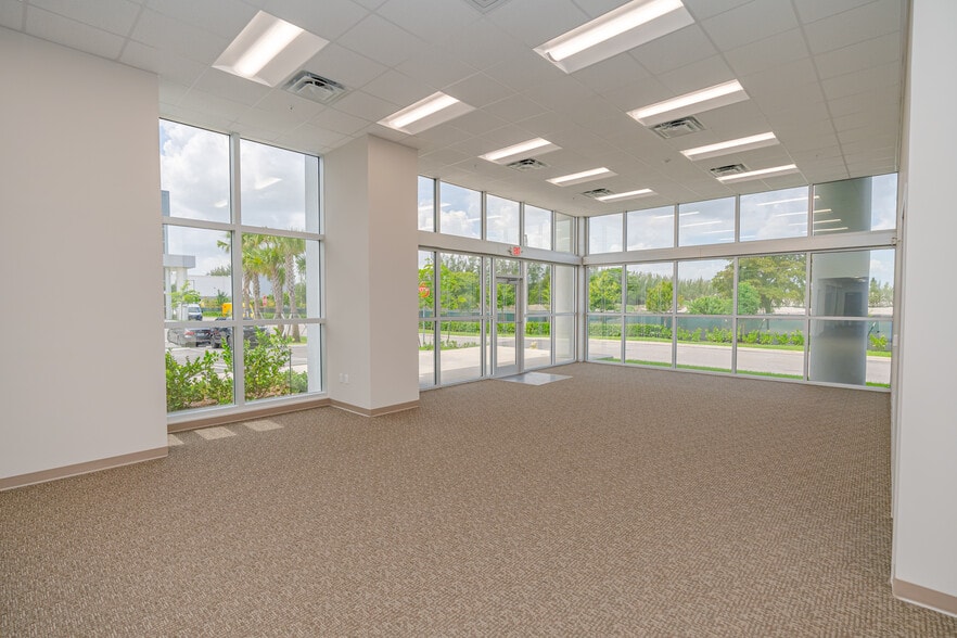 More Photos Of 1620 NW 215th St, Miami Gardens Unknown For Lease