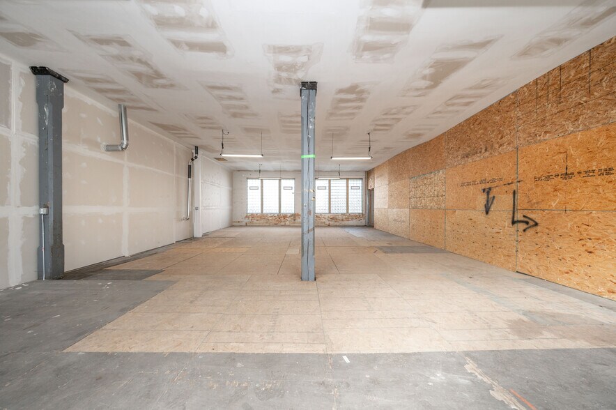 More Photos Of 1514 Kinney Ave, Cincinnati Warehouse For Sale