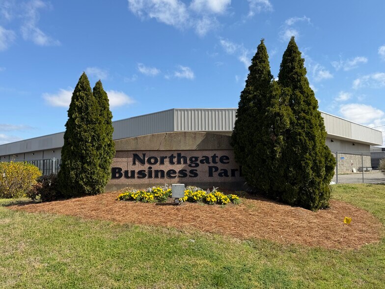 More Photos Of 1236 Northgate Business Pky, Madison Flex For Lease