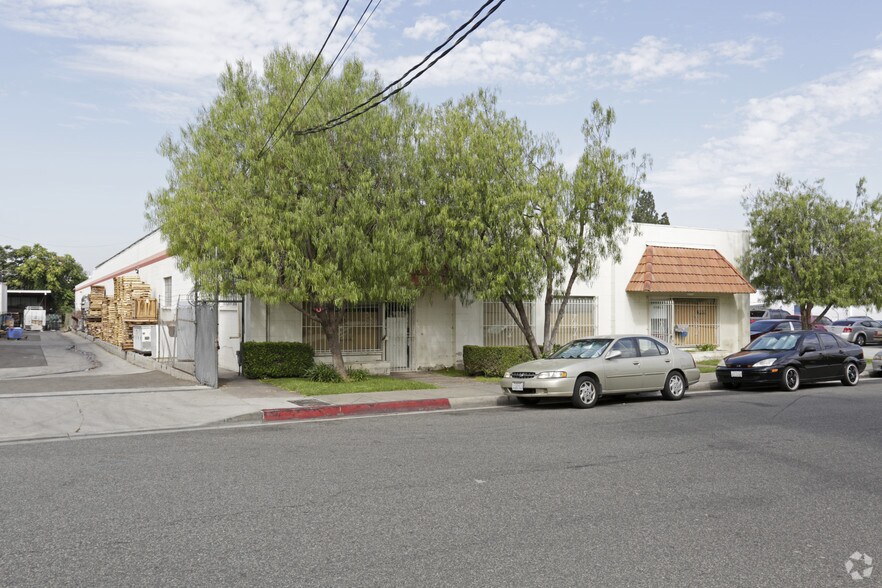 More Photos Of 8145 Byron Ave, Whittier Manufacturing For Lease