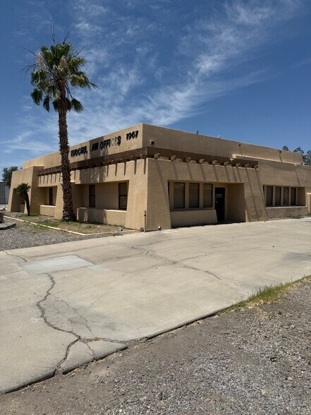 More Photos Of 1967 S Highway 95, Bullhead City Freestanding For Sale