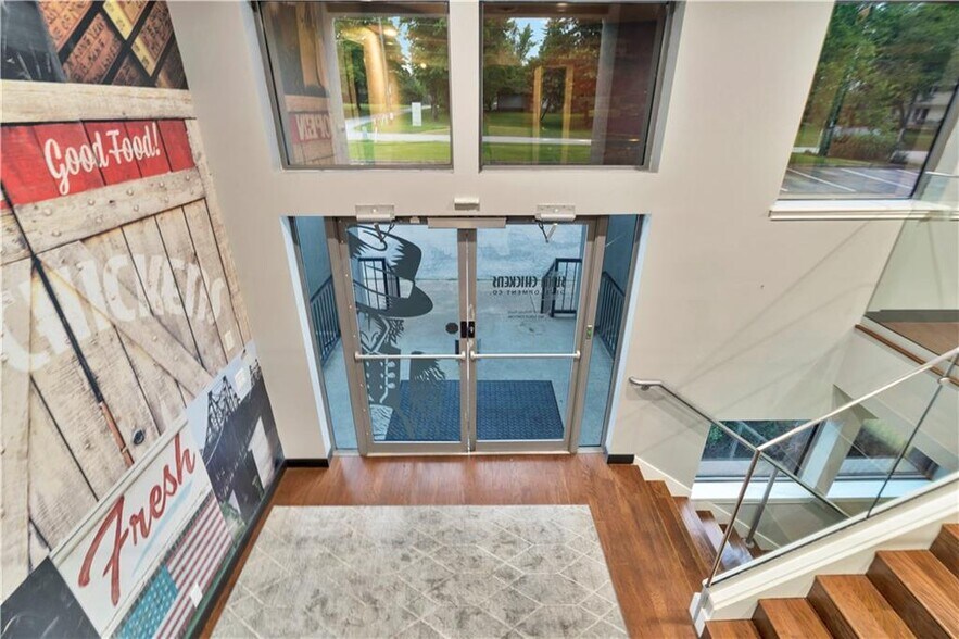 More Photos Of 1088 E Millsap Rd, Fayetteville Office For Lease