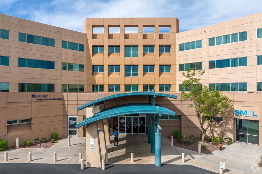 More Photos Of 2222 E Highland Ave, Phoenix Medical For Lease