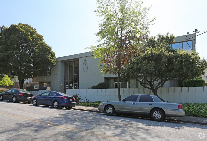 More Photos Of 22245 Main St, Hayward Office For Lease