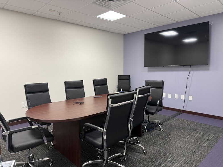 More Photos Of 1931 Perimeter Rd, Greenville Warehouse For Sale