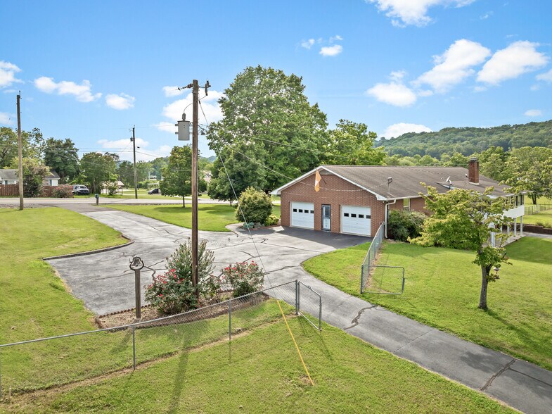 More Photos Of 3320 Bakertown Rd, Knoxville Multifamily For Sale