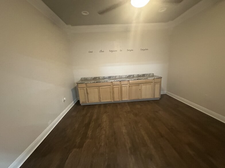 More Photos Of 465 E Main St, Bartow Medical For Lease