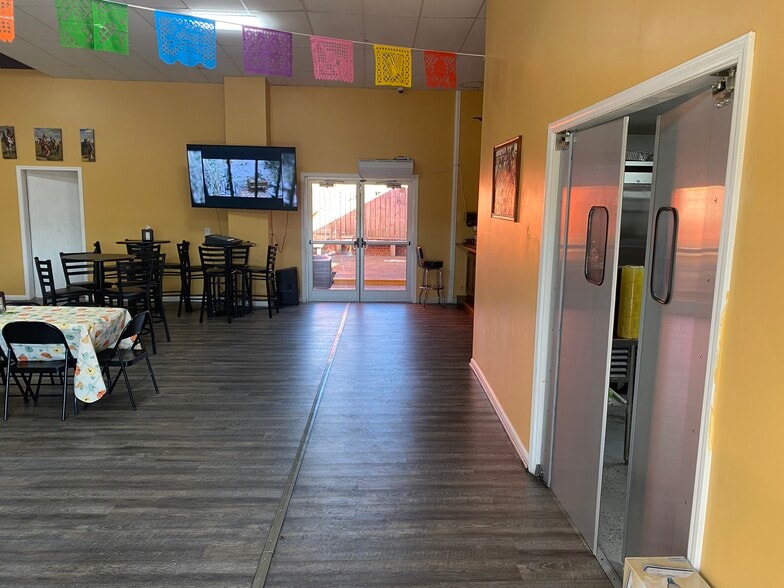 More Photos Of 507 S Lafayette St, Shelby General Retail For Sale