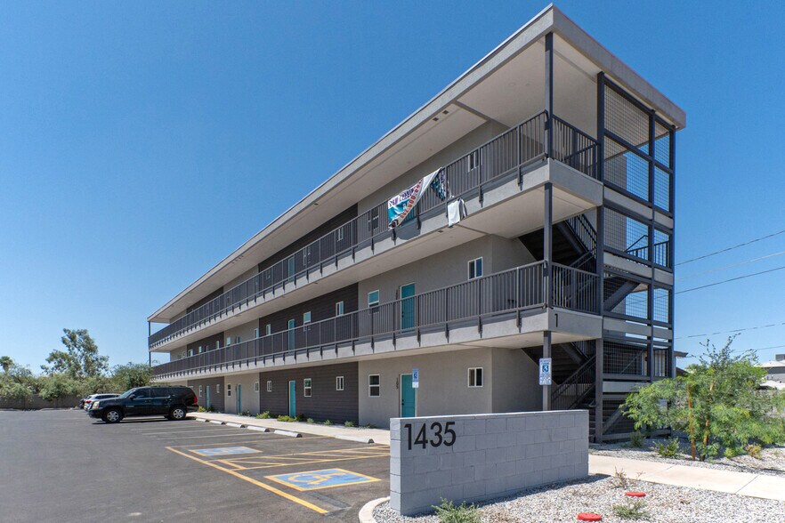 More Photos Of 1435 East Taylor St, Phoenix Apartments For Sale