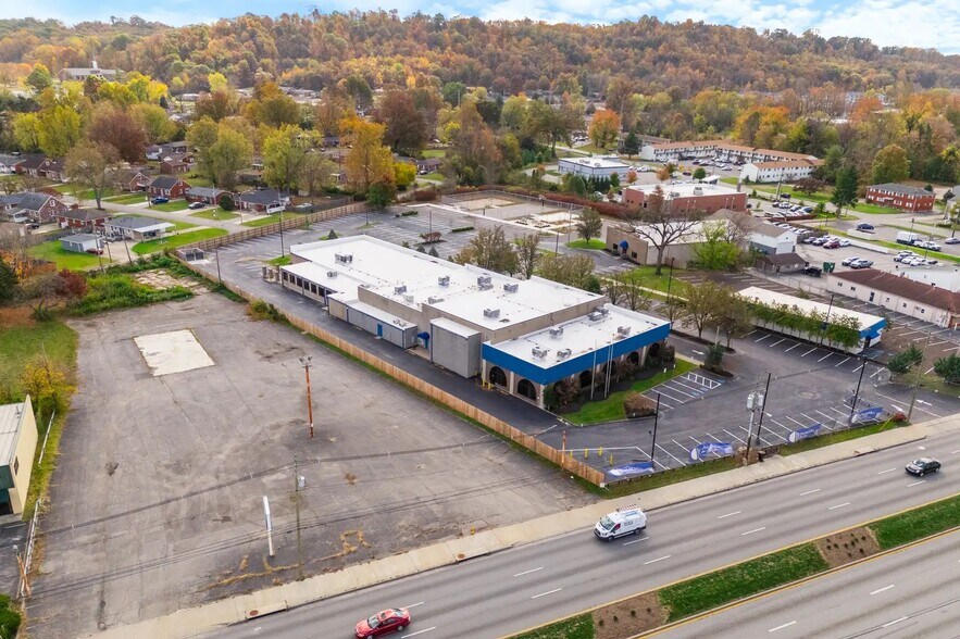 More Photos Of 4627 Dixie Hwy, Louisville Office For Sale