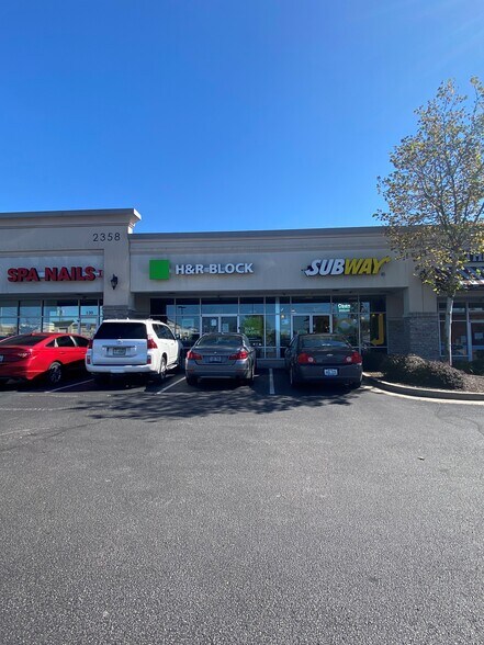 More Photos Of 2348-2358 Nicholasville Rd, Lexington Unknown For Lease