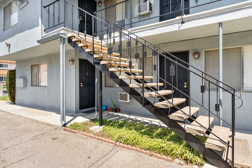 More Photos Of 568 E Colorado Ave, Glendora Apartments For Sale