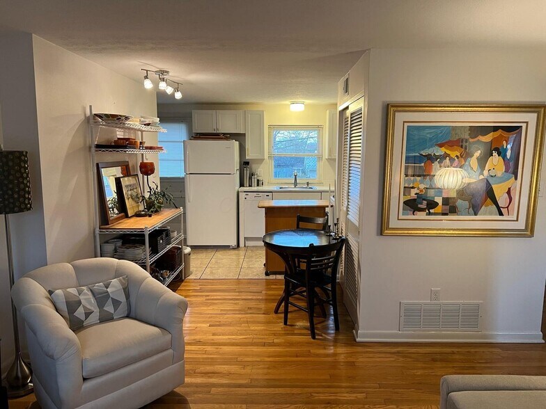 More Photos Of 295 Thurman Ave, Columbus Apartments For Sale