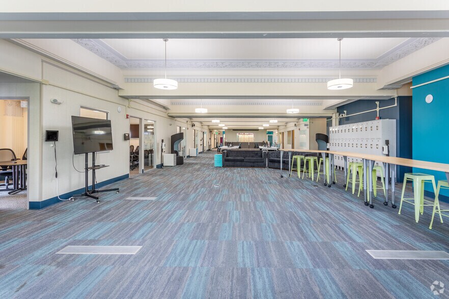 More Photos Of 101-103 W Main St, Durham Office For Lease