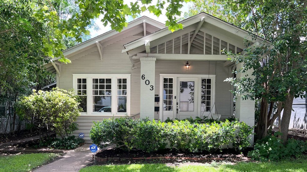 Primary Photo Of 603 W 18th St, Austin Office For Lease