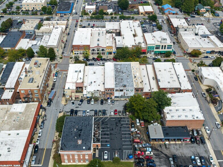More Photos Of 337 N Main St, Hendersonville Office For Sale
