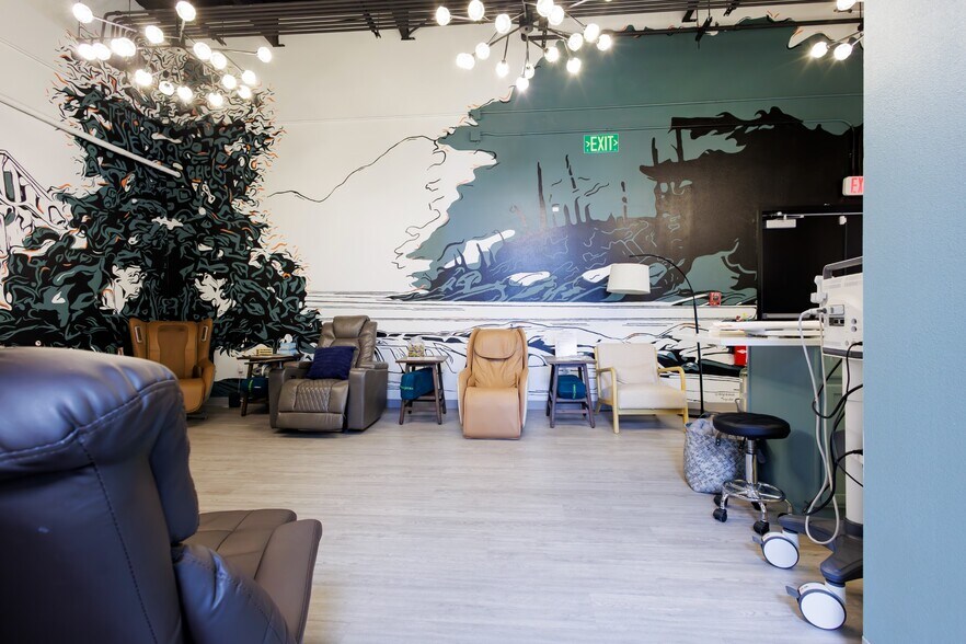 More Photos Of 101 Grant Pl, Lowell Medical For Lease