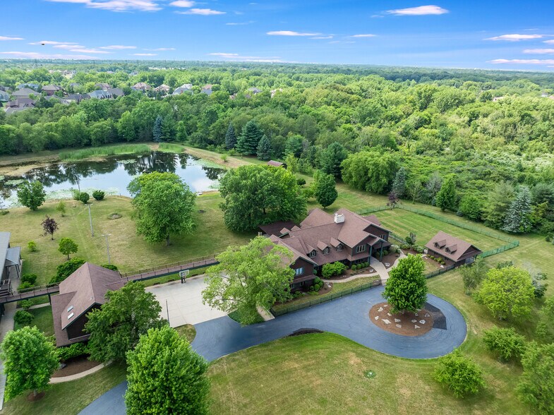 More Photos Of 22660 S Harlem Ave, Frankfort Flex For Sale